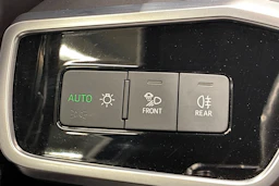 Musta Audi A6 2023 kuva 21.