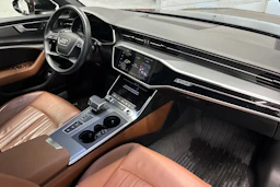Musta Audi A6 2023 kuva 31.
