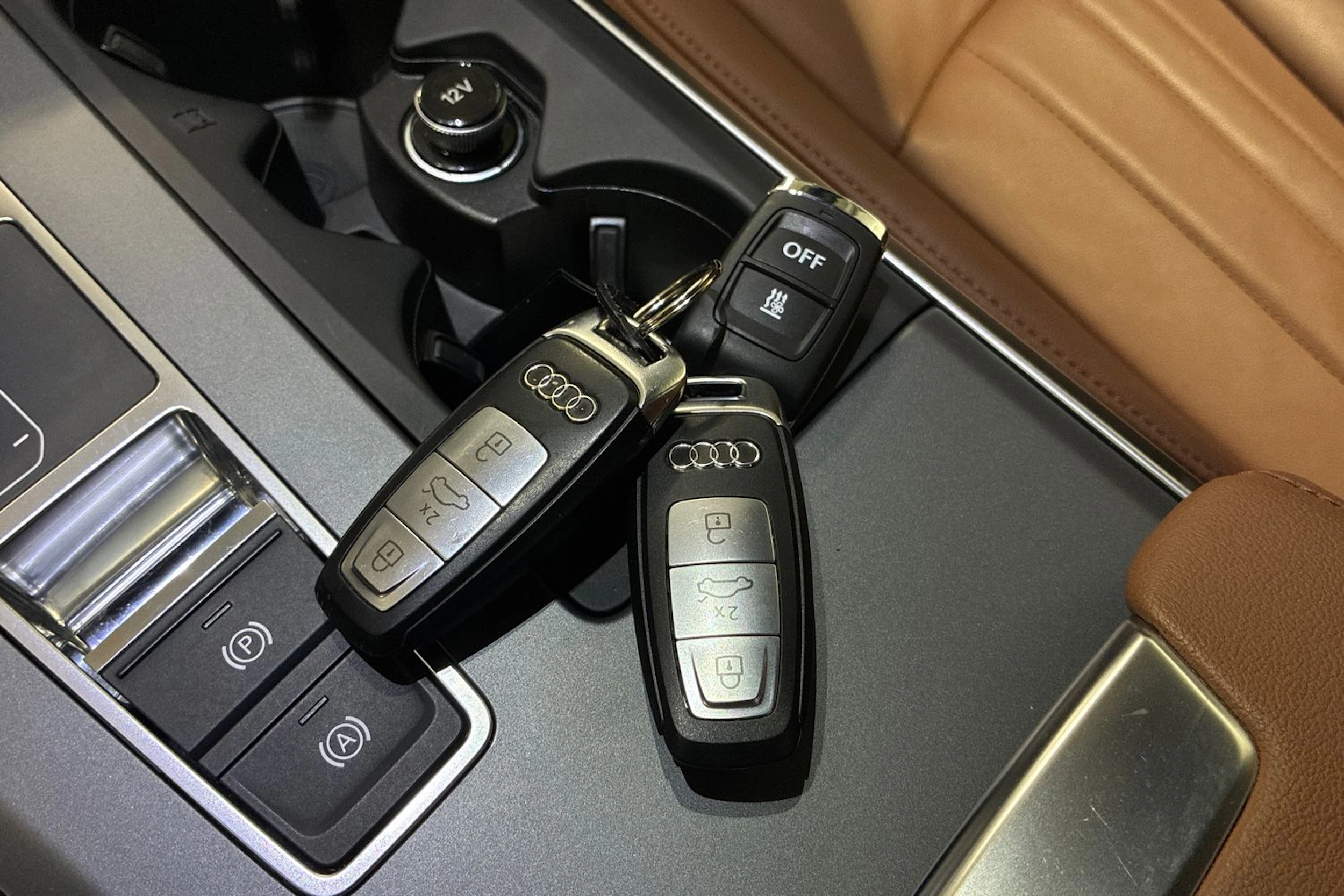 Musta Audi A6 2023 kuva 32.