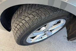 Harmaa Audi A6 2023 kuva 11.