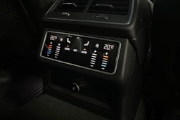 Harmaa Audi A6 2023 kuva 14.