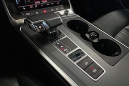 Harmaa Audi A6 2023 kuva 19.