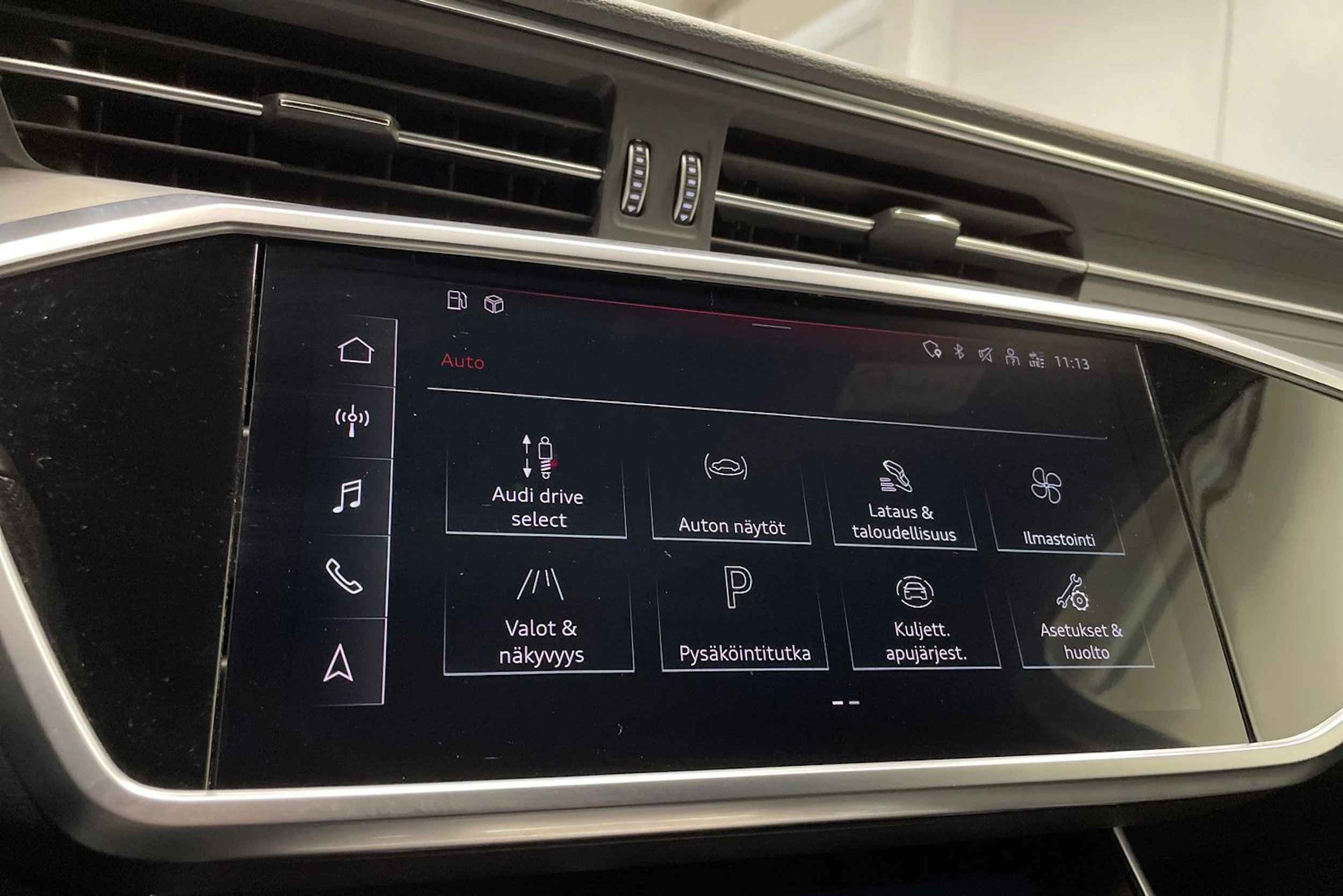 Harmaa Audi A6 2023 kuva 18.
