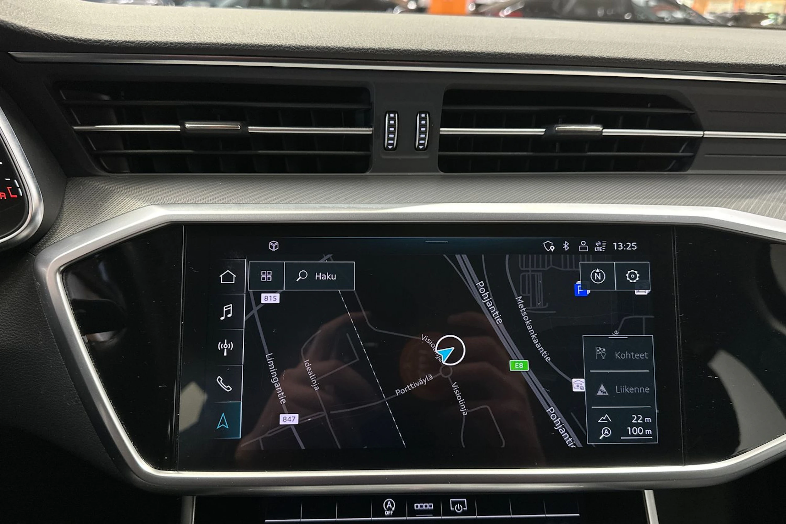 harmaa Audi A6 2023 kuva 18.