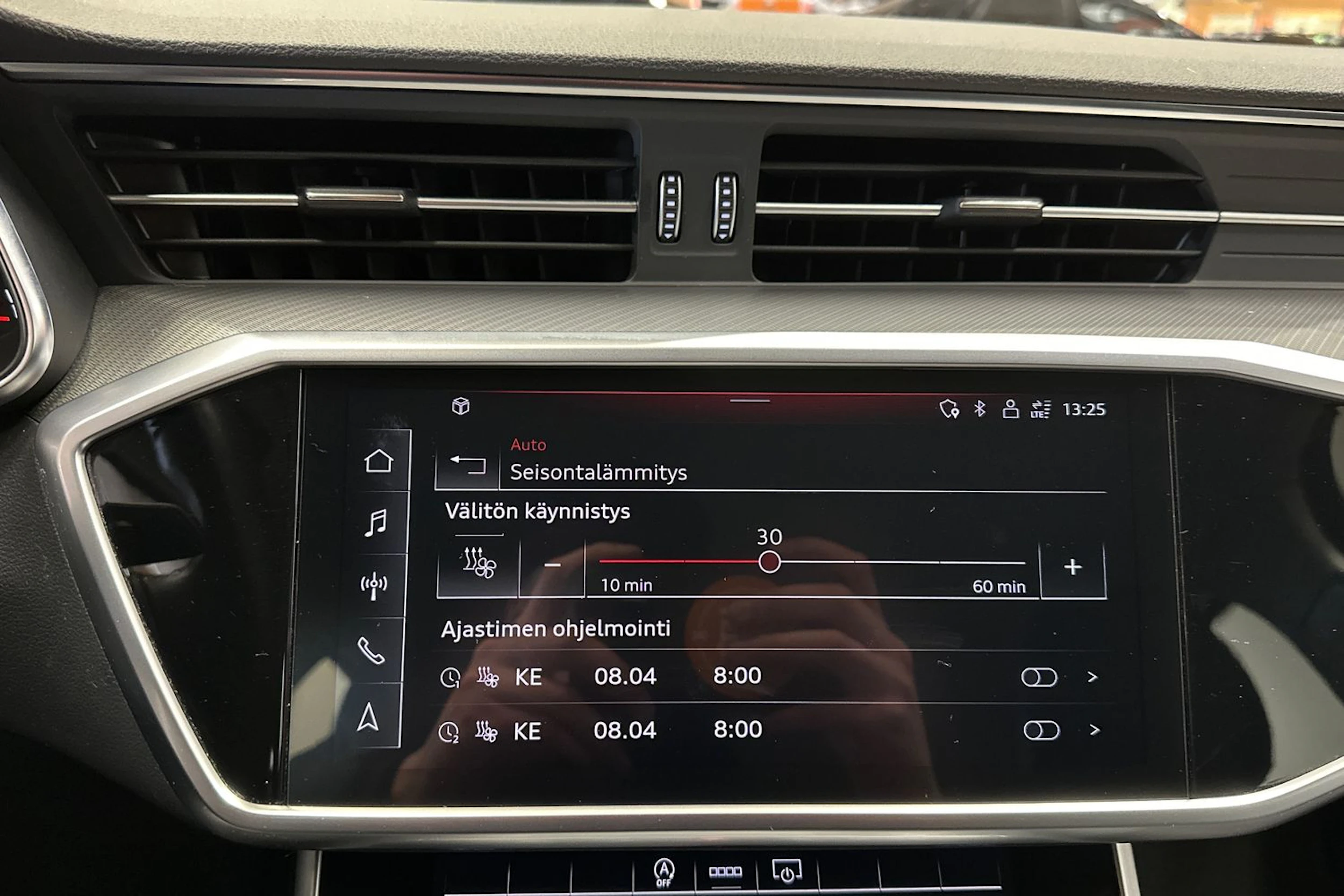 harmaa Audi A6 2023 kuva 19.