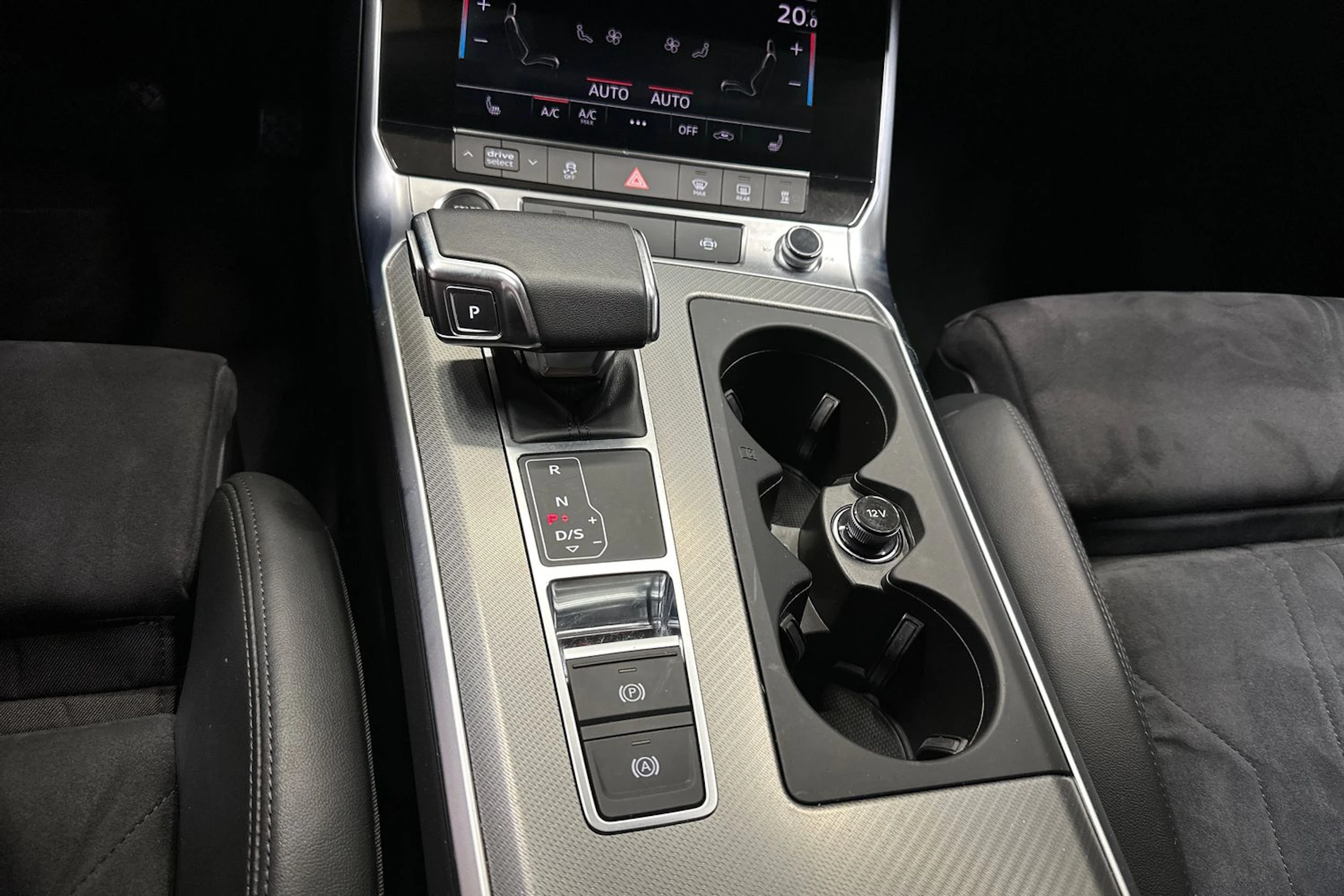 harmaa Audi A6 2023 kuva 22.