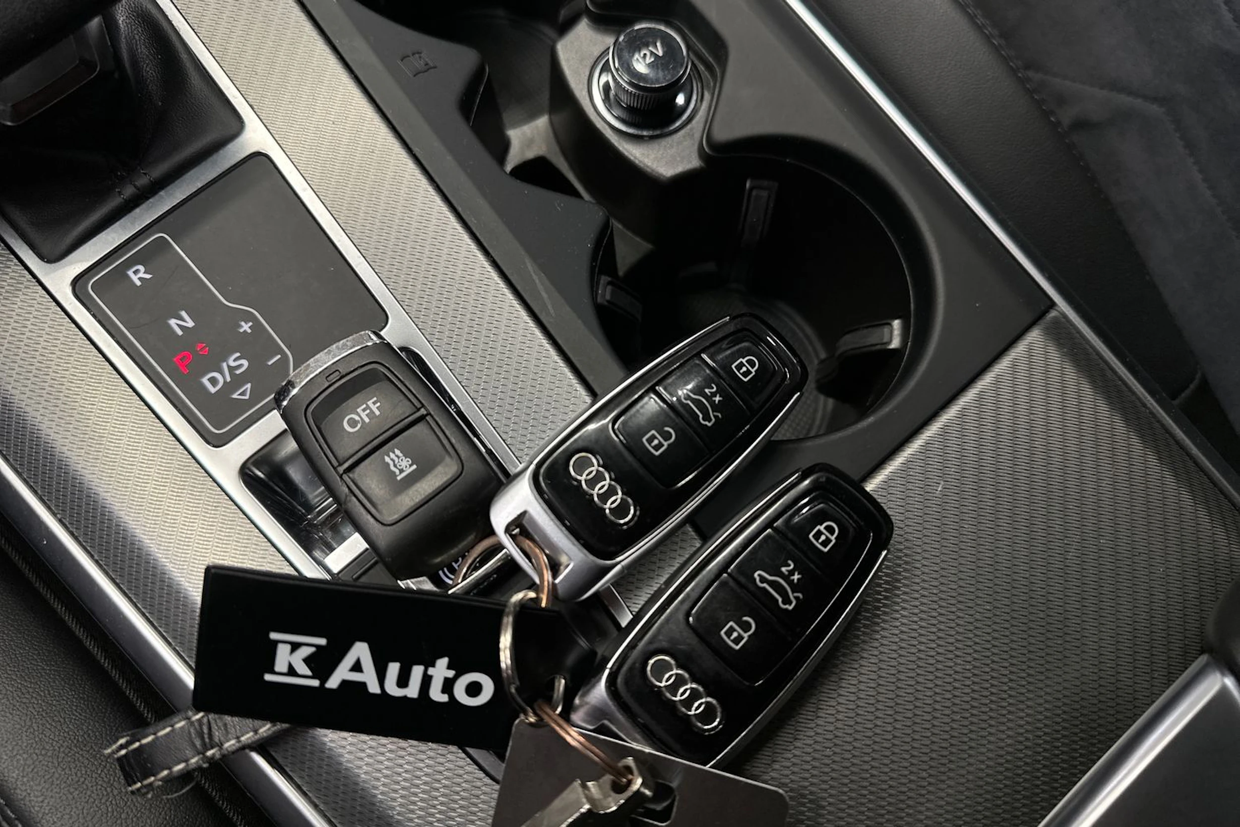 harmaa Audi A6 2023 kuva 23.