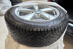 met. musta Audi A6 2023 kuva 11.