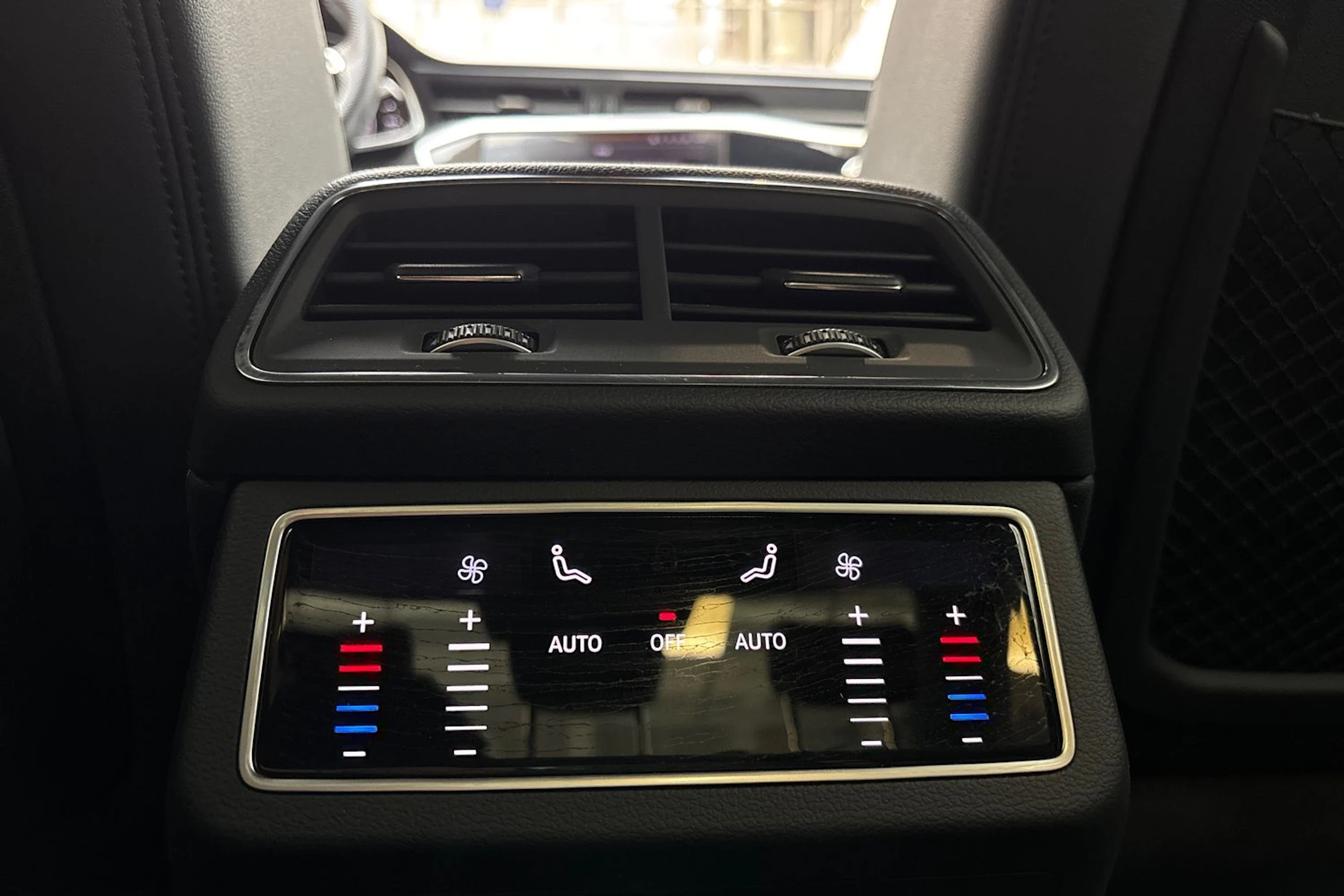 met. musta Audi A6 2023 kuva 13.