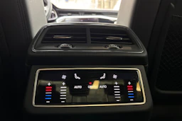 met. musta Audi A6 2023 kuva 13.
