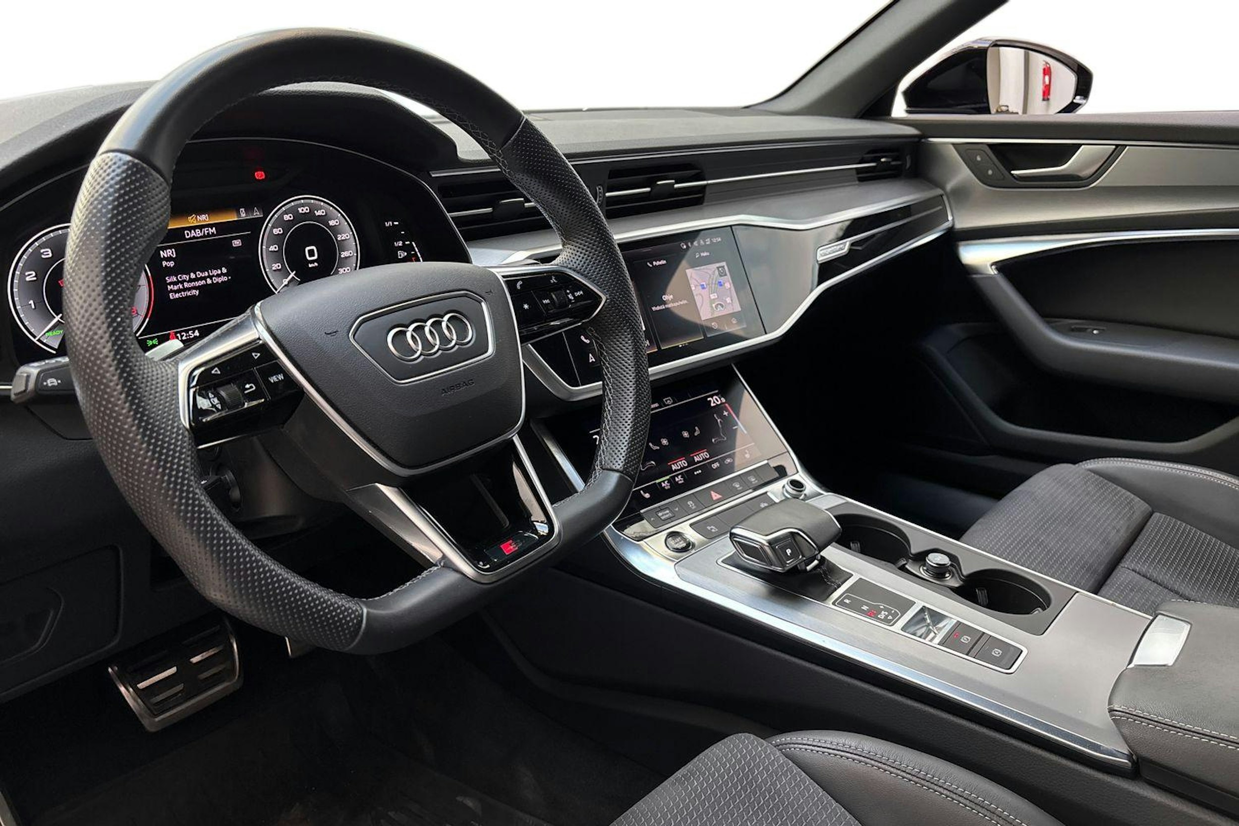 musta Audi A6 2023 kuva 7.