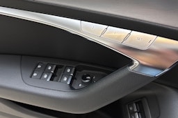 musta Audi A6 2023 kuva 20.