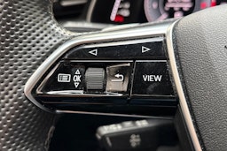 musta Audi A6 2023 kuva 22.