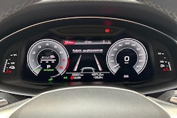 musta Audi A6 2023 kuva 25.