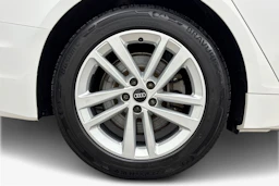 valkoinen Audi A6 2023 kuva 12.
