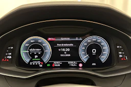 valkoinen Audi A6 2023 kuva 22.