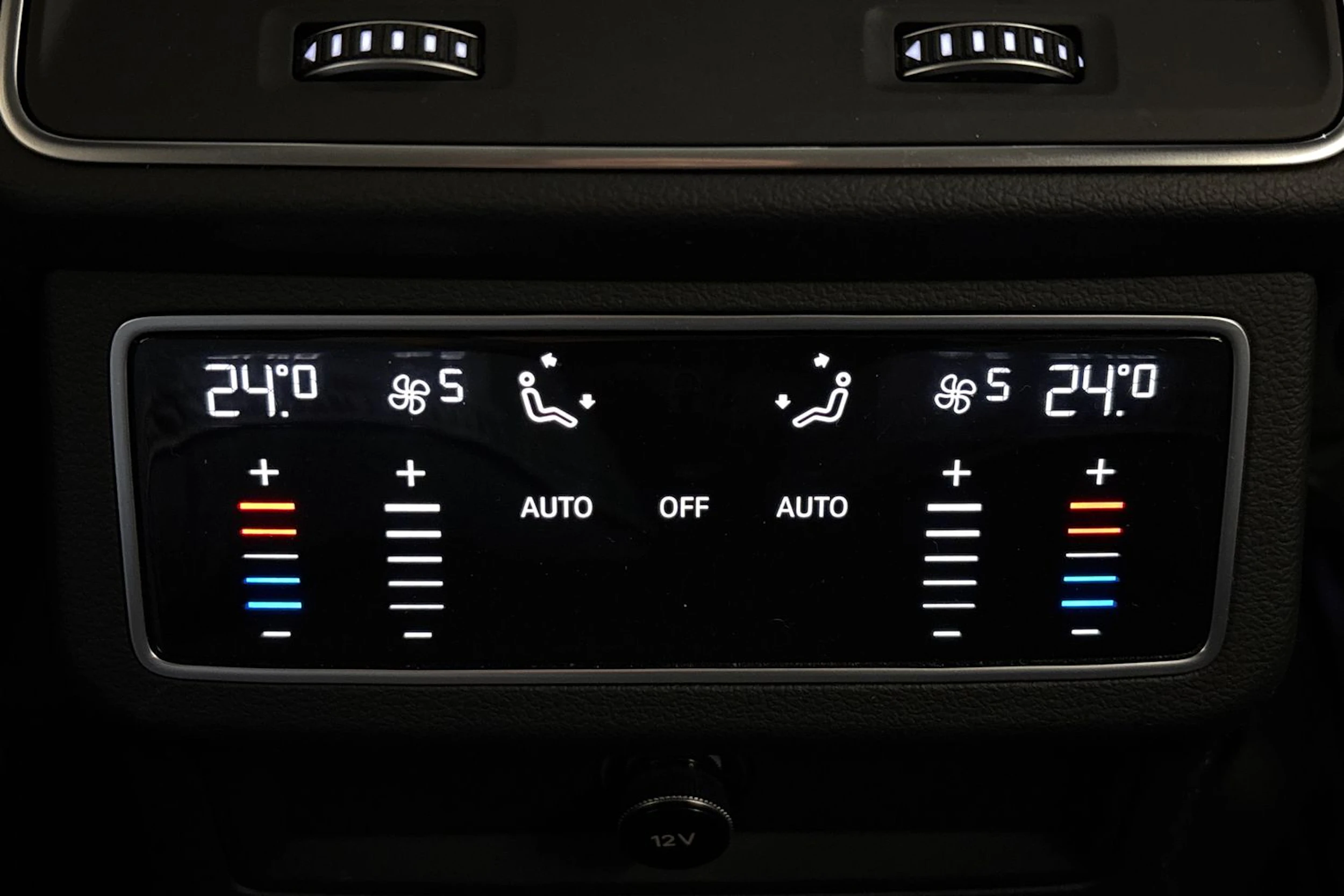 valkoinen Audi A6 2023 kuva 23.