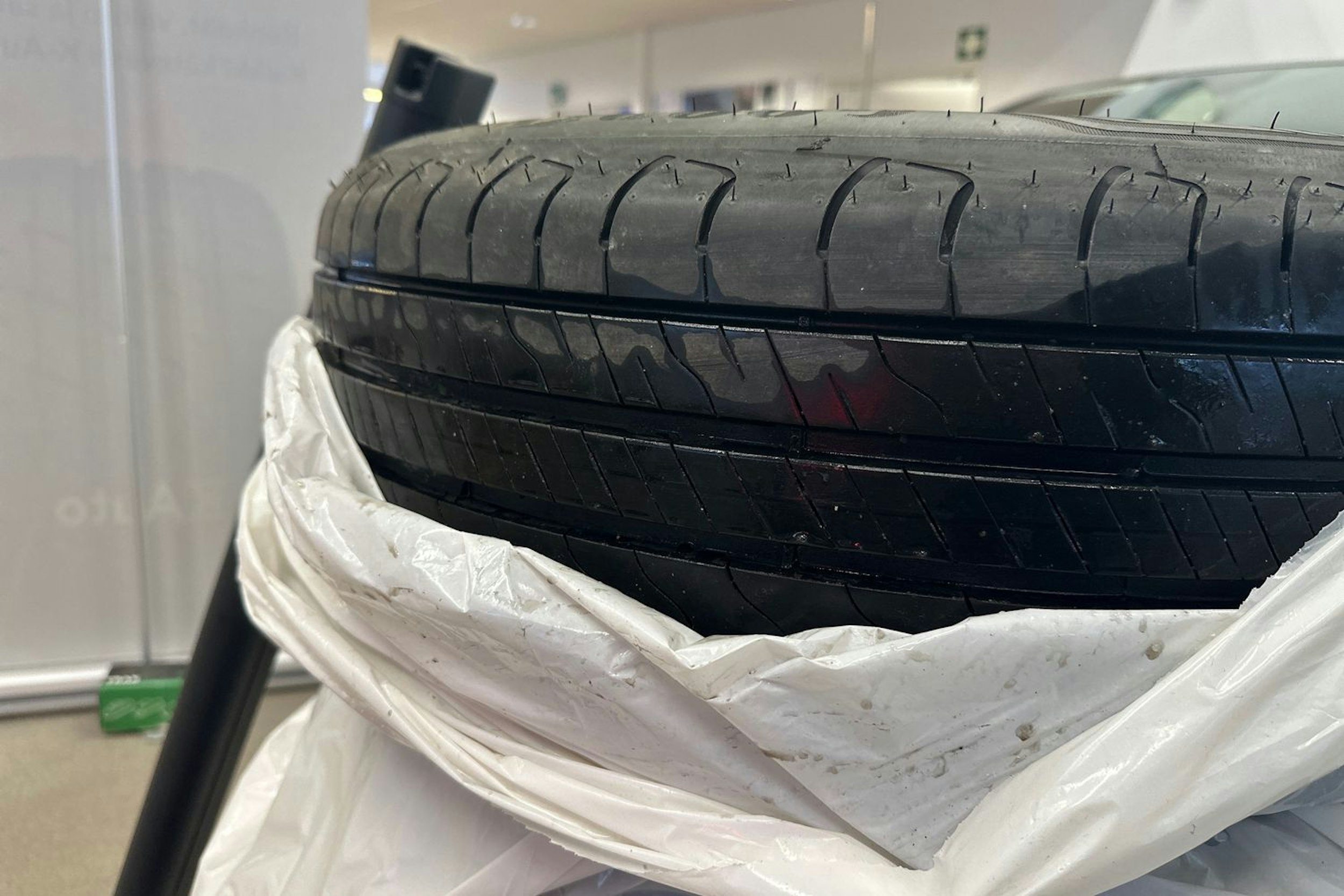 harmaa Audi A6 2023 kuva 15.