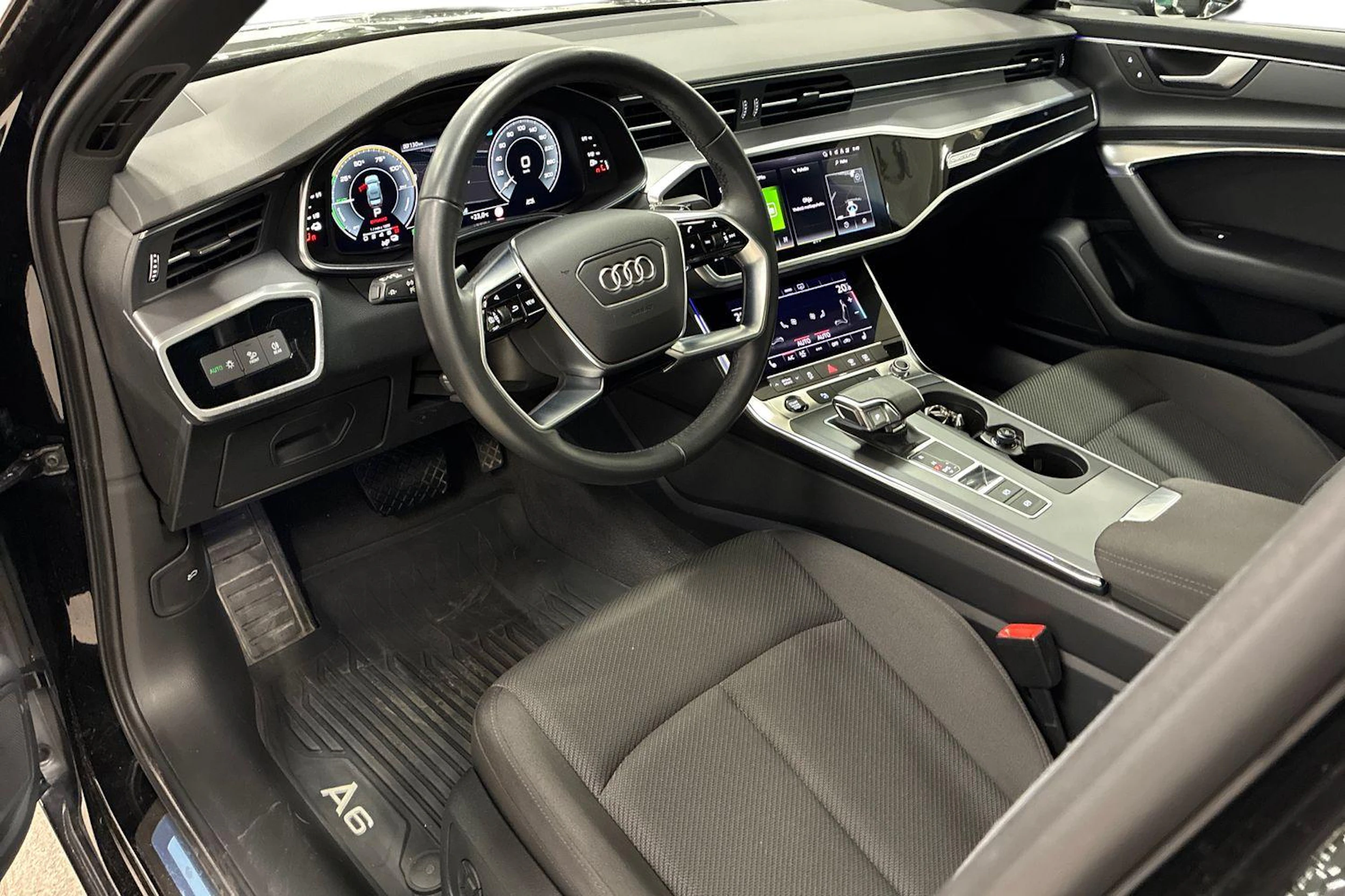 musta Audi A6 2023 kuva 6.