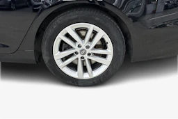 musta Audi A6 2023 kuva 9.