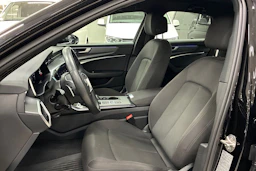 musta Audi A6 2023 kuva 26.