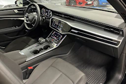 musta Audi A6 2023 kuva 30.