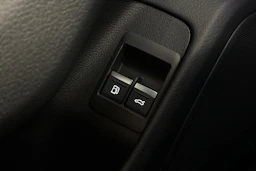 sininen Audi A6 2023 kuva 24.