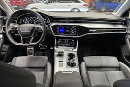 musta Audi A6 2023 kuva 14.