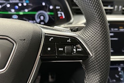 musta Audi A6 2023 kuva 33.