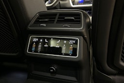 musta Audi A6 2023 kuva 36.