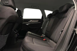 musta Audi A6 2024 kuva 11.