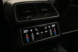 musta Audi A6 2024 kuva 18.