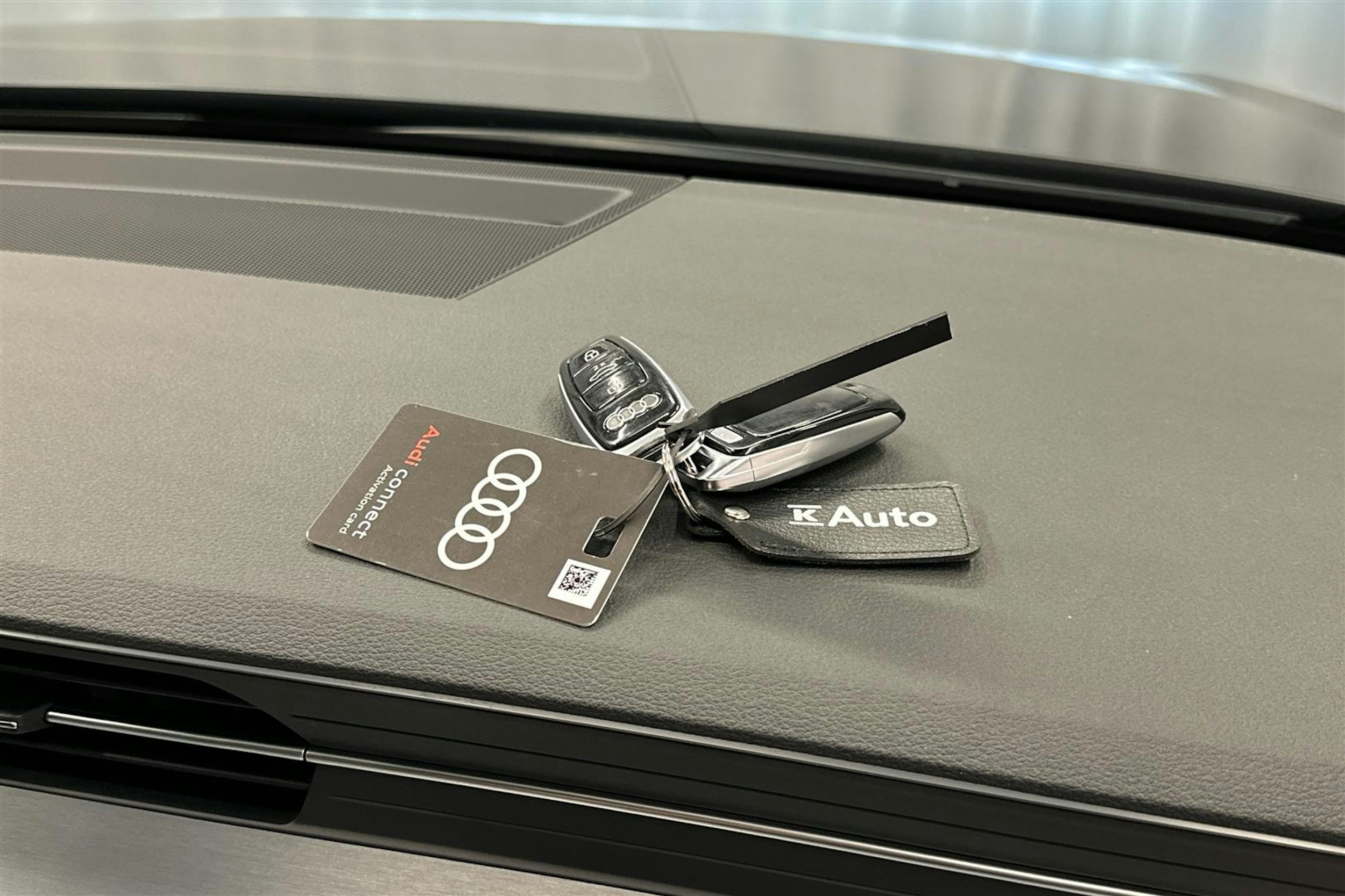 harmaa Audi A6 2024 kuva 32.