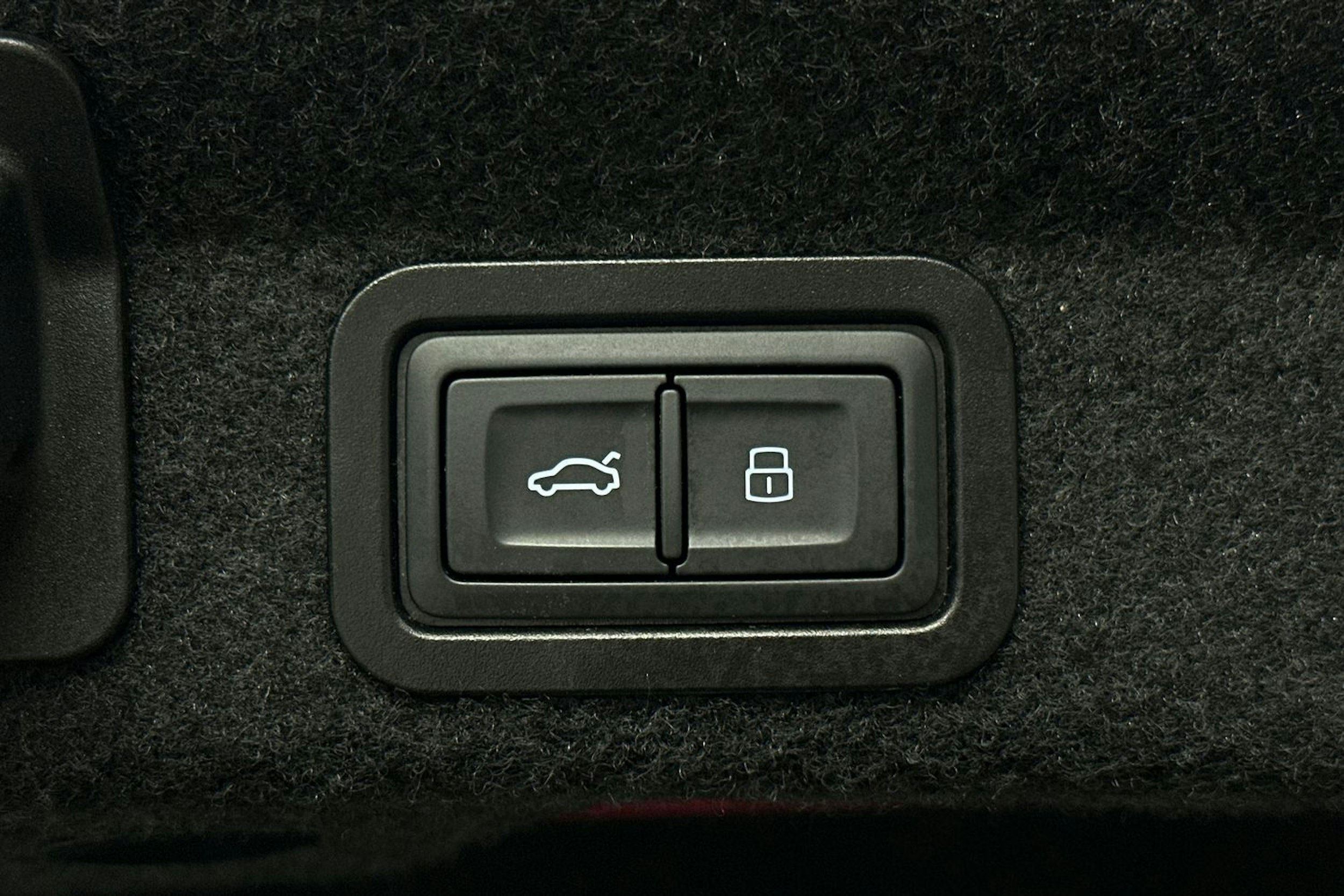 harmaa Audi A6 2024 kuva 14.