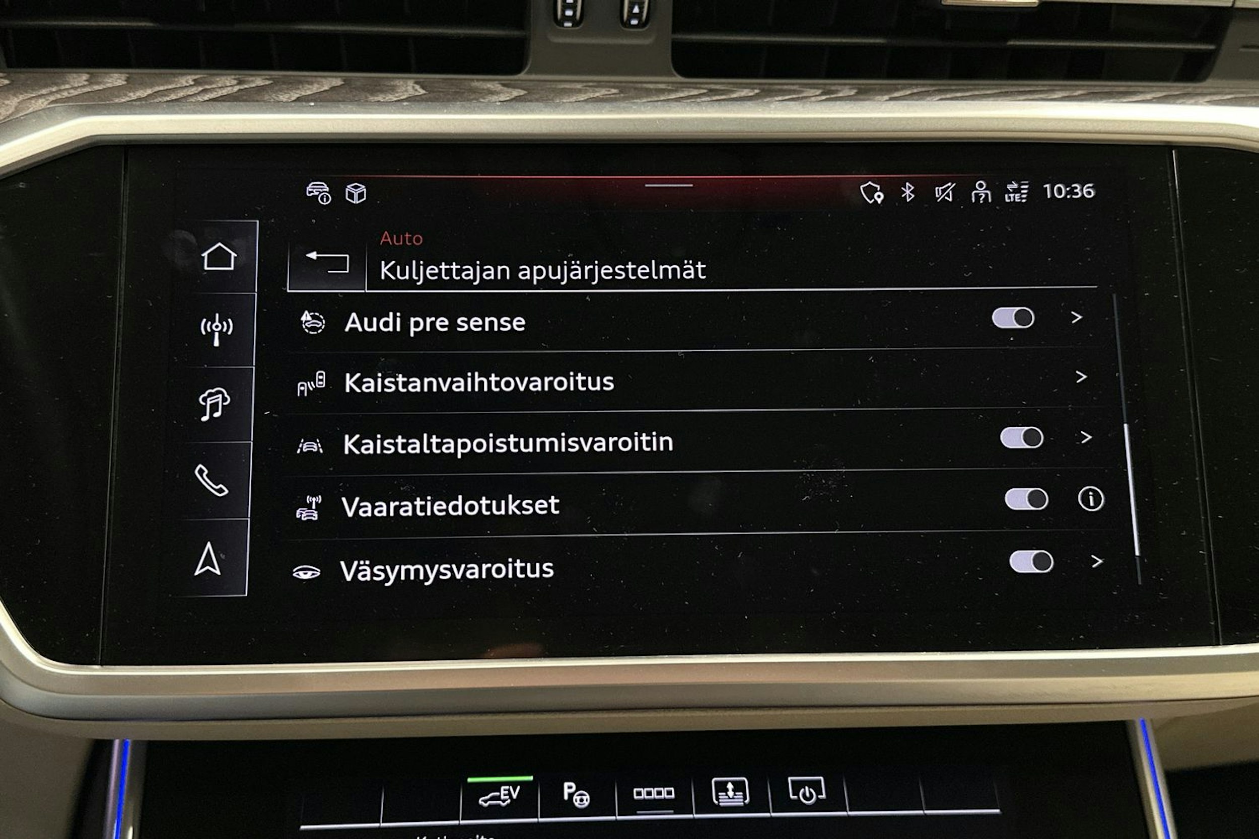 harmaa Audi A6 2024 kuva 33.