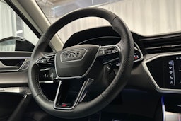 musta Audi A6 2024 kuva 23.
