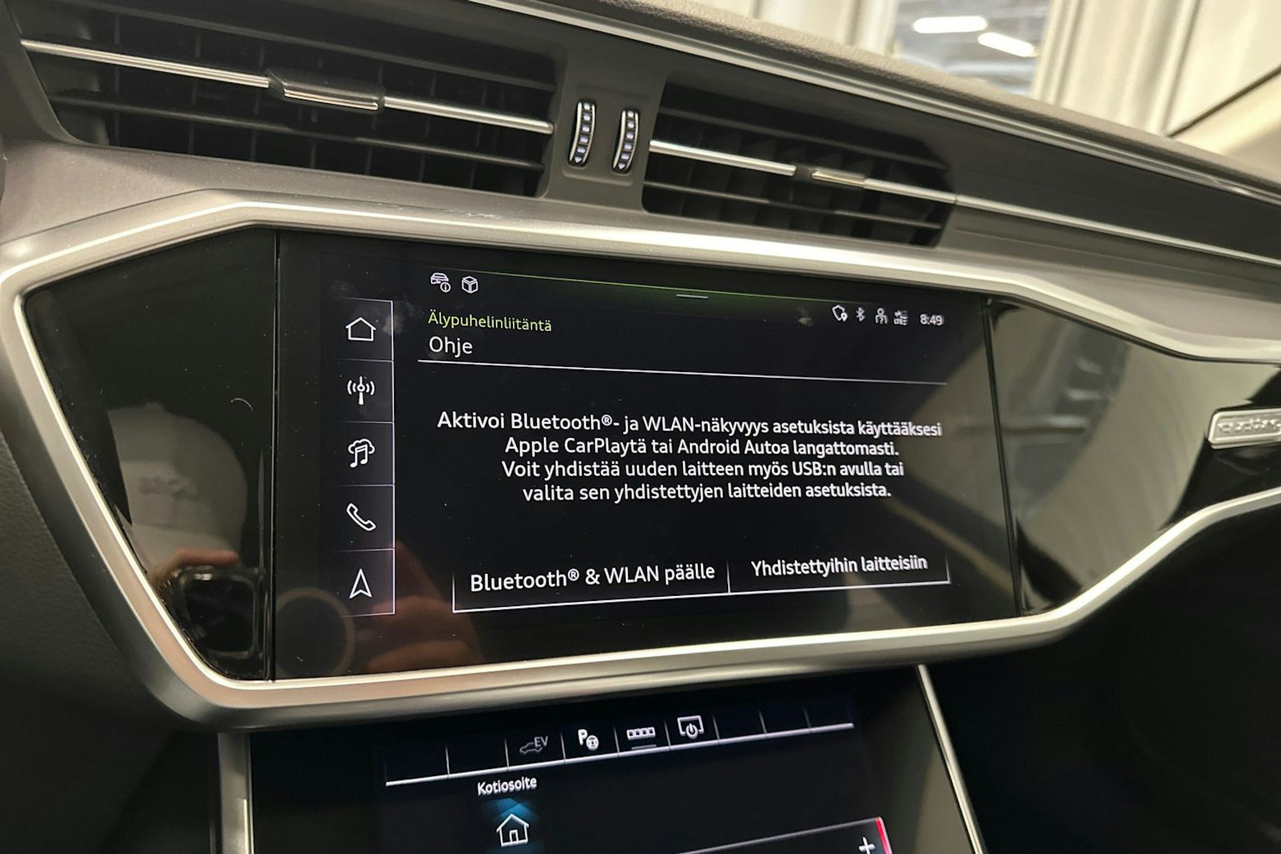 musta Audi A6 2024 kuva 22.