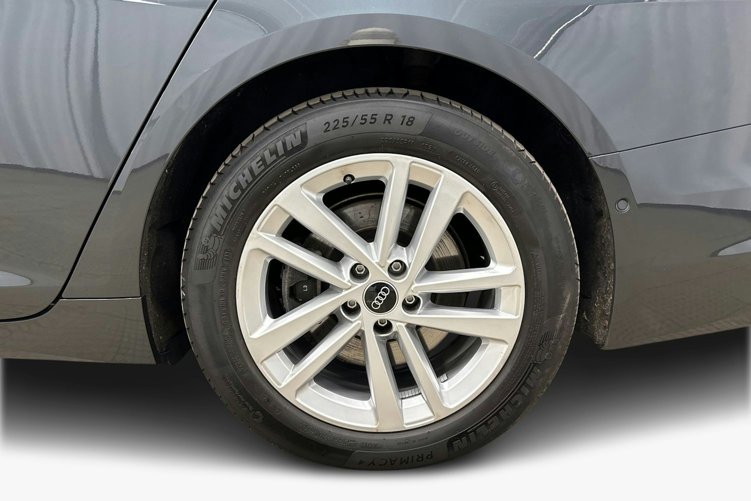 harmaa Audi A6 2024 kuva 11.