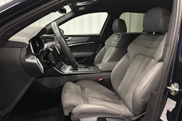 sininen Audi A6 2024 kuva 15.