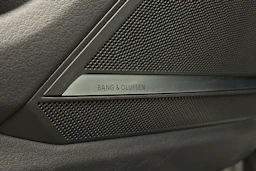 sininen Audi A6 2024 kuva 31.