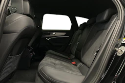musta Audi A6 2024 kuva 8.