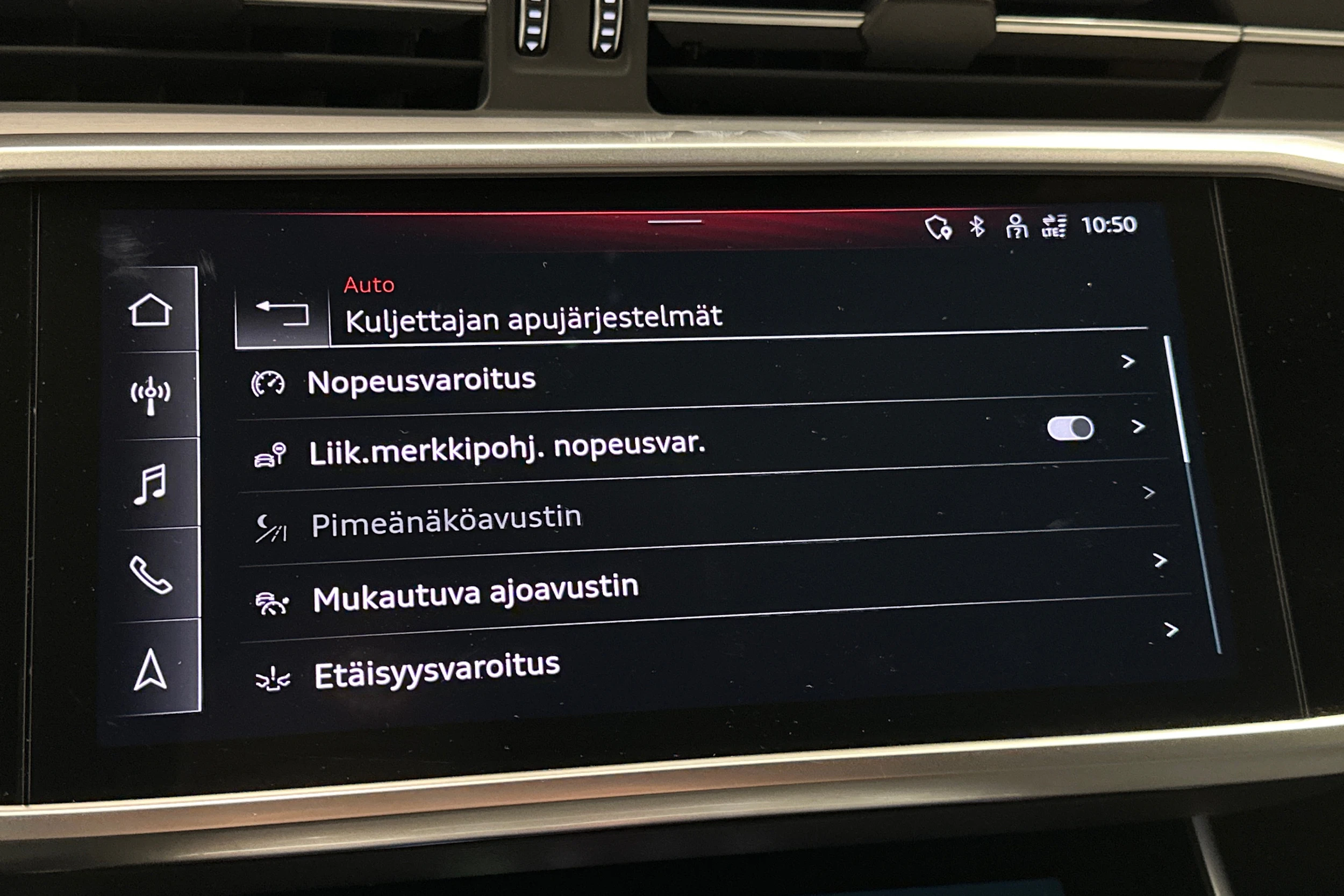 musta Audi A6 2024 kuva 24.