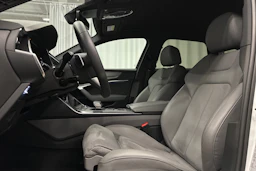 valkoinen Audi A6 2024 kuva 23.