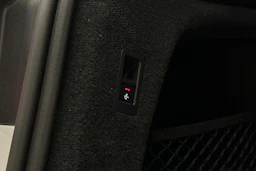 valkoinen Audi A6 2024 kuva 27.