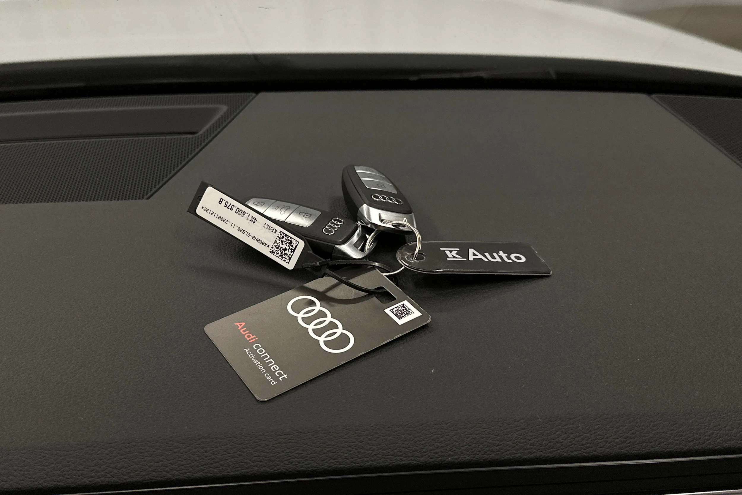 valkoinen Audi A6 2024 kuva 28.