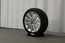 valkoinen Audi A6 2024 kuva 10.