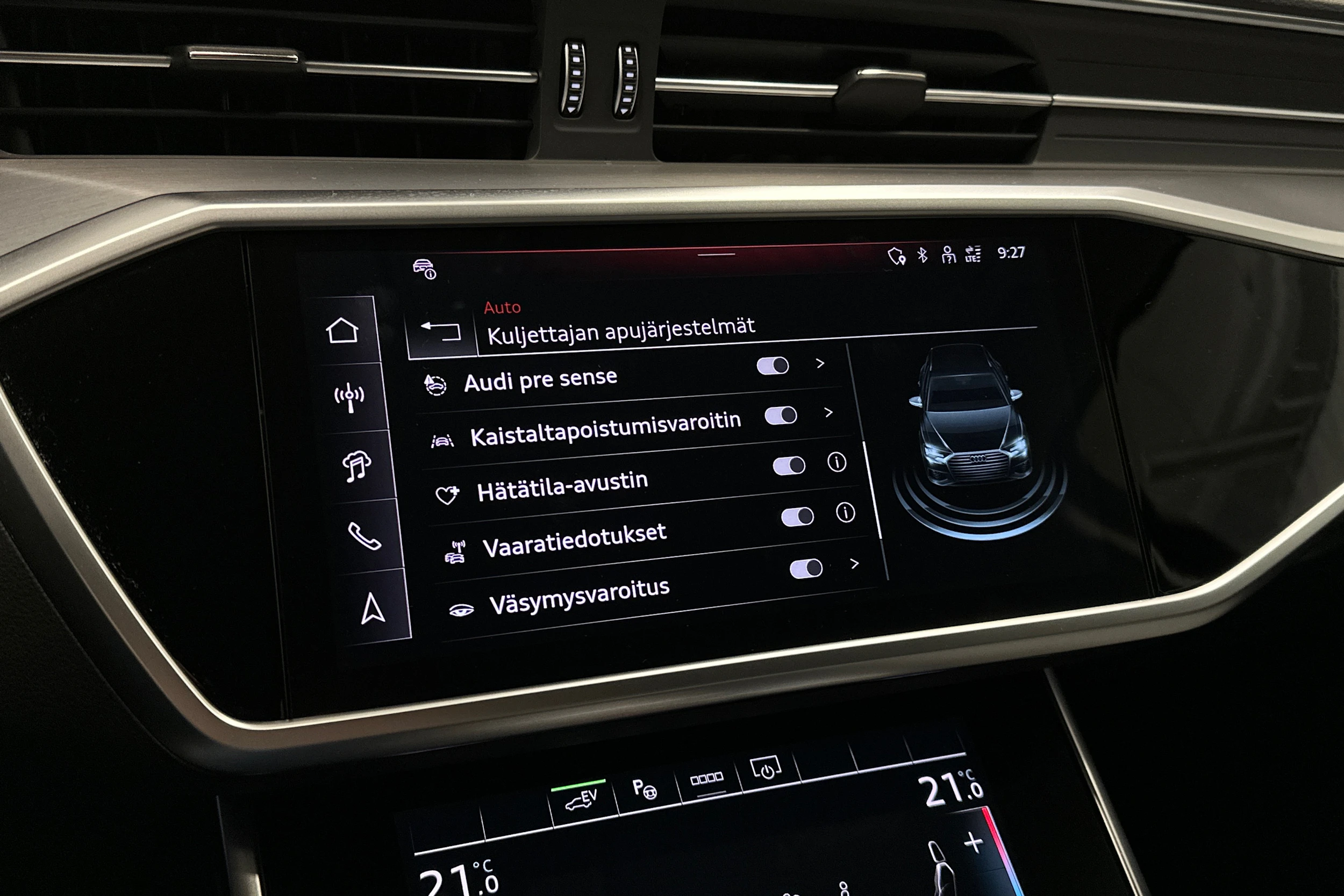 valkoinen Audi A6 2024 kuva 19.