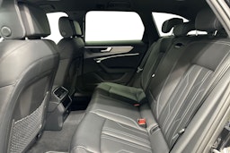 musta Audi A6 2024 kuva 10.