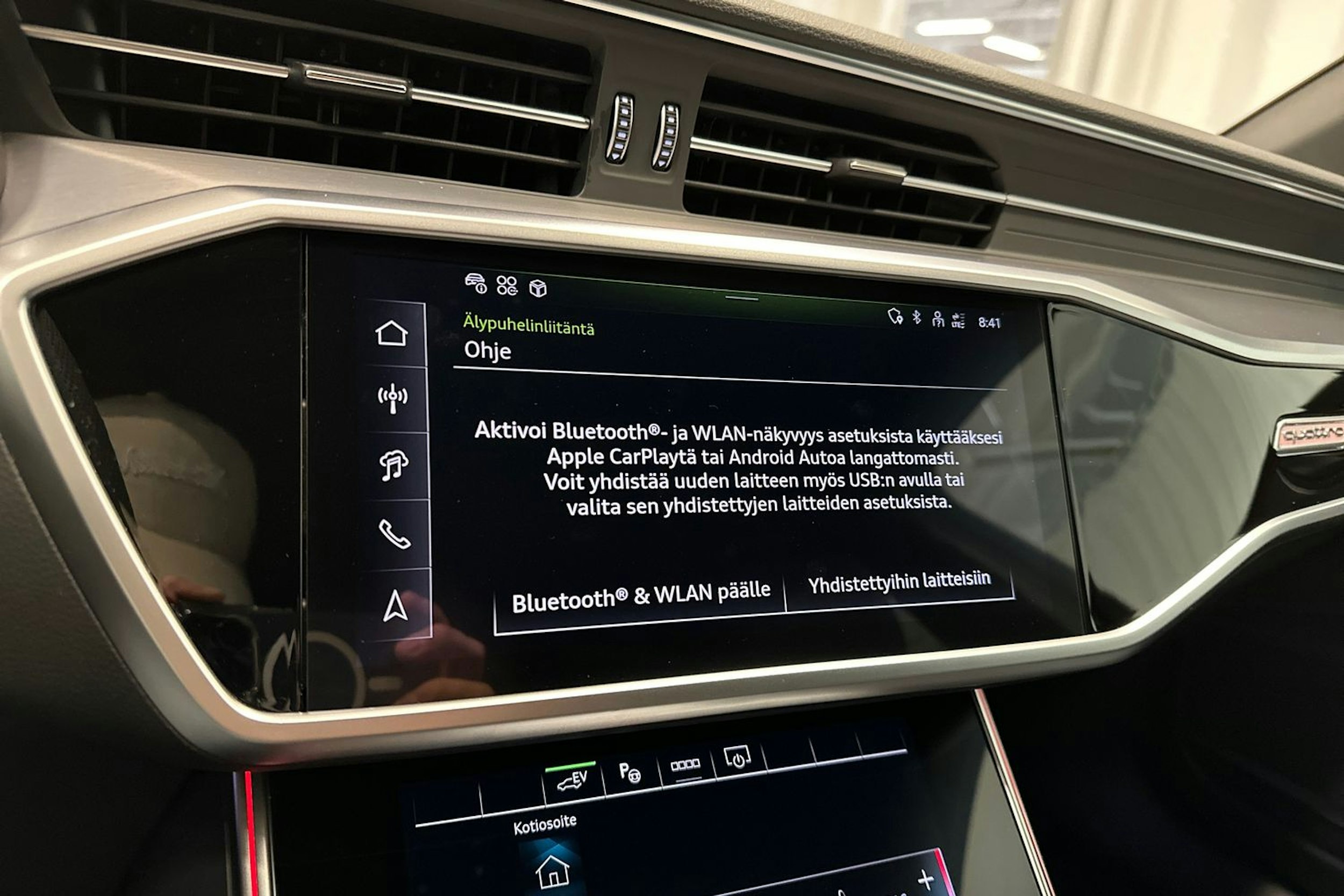 musta Audi A6 2024 kuva 21.