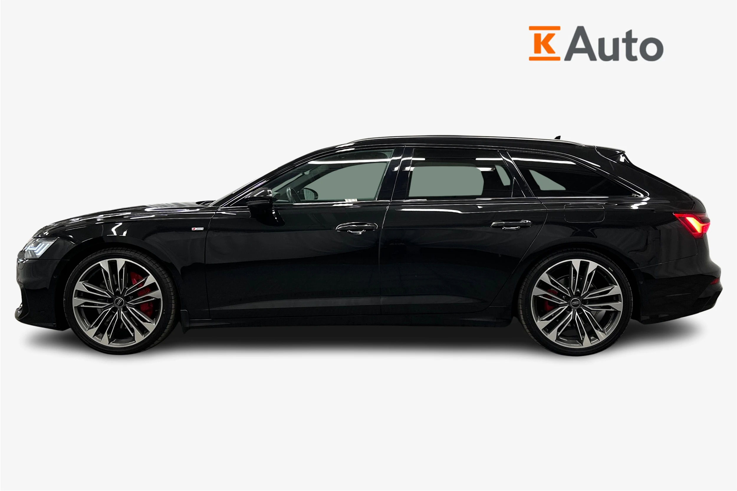 musta Audi A6 2024 kuva 7.